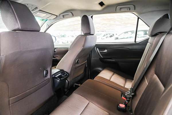 2017 Toyota Fortuner GX GUN156R