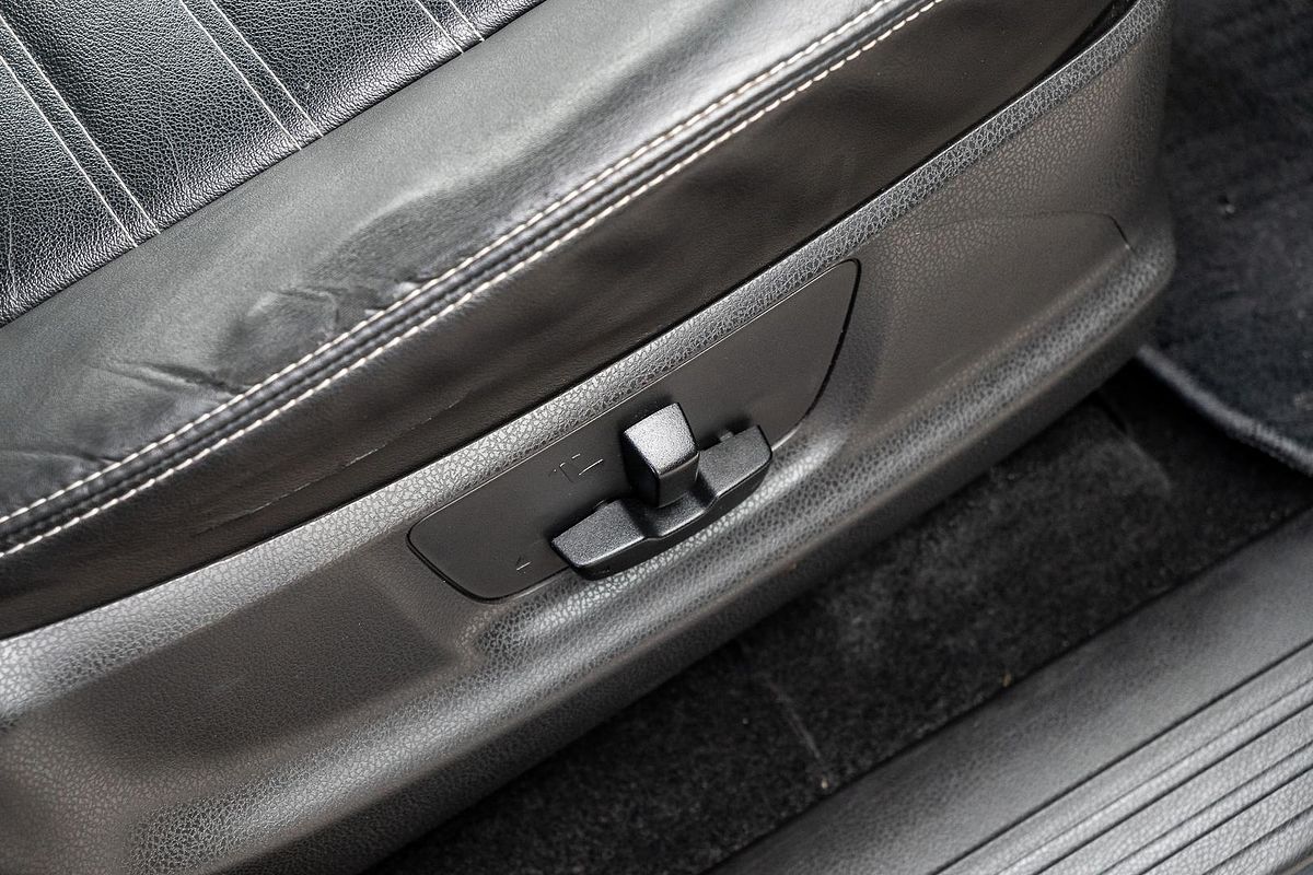 2019 Isuzu MU-X LS-T