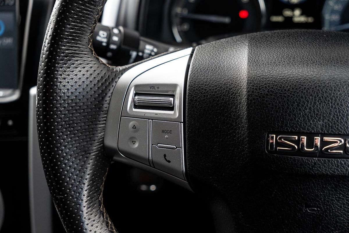 2019 Isuzu MU-X LS-T