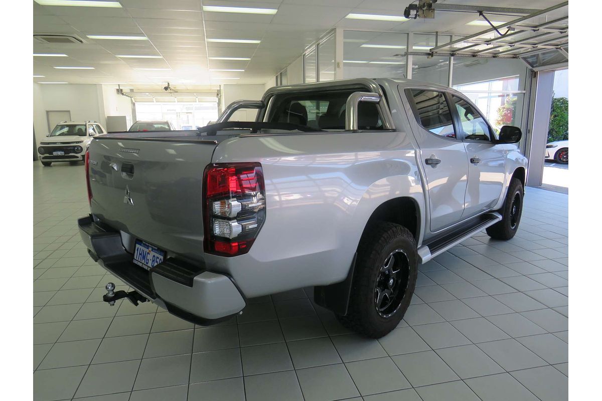 2021 Mitsubishi Triton GLX+ MR 4X4