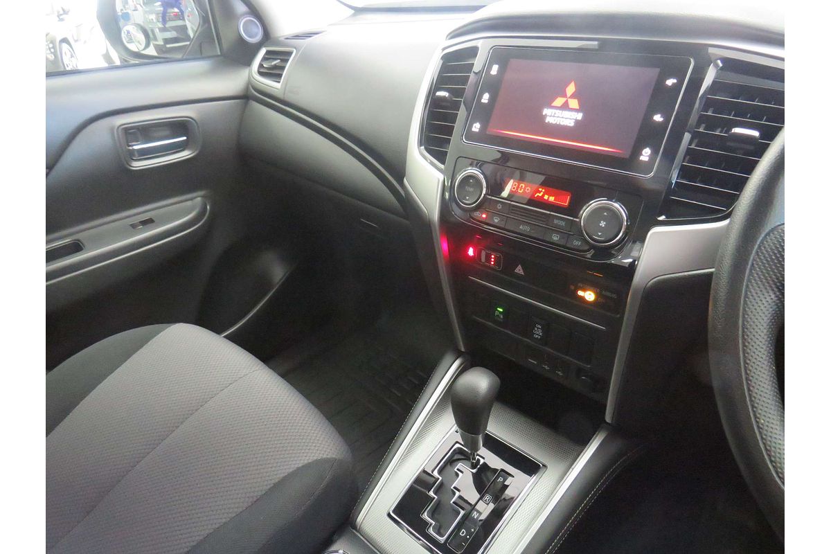 2021 Mitsubishi Triton GLX+ MR 4X4