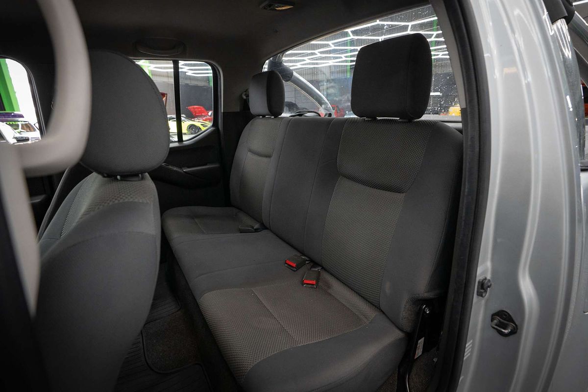 2014 Nissan Navara Silverline SE D40 Series 9 4X4