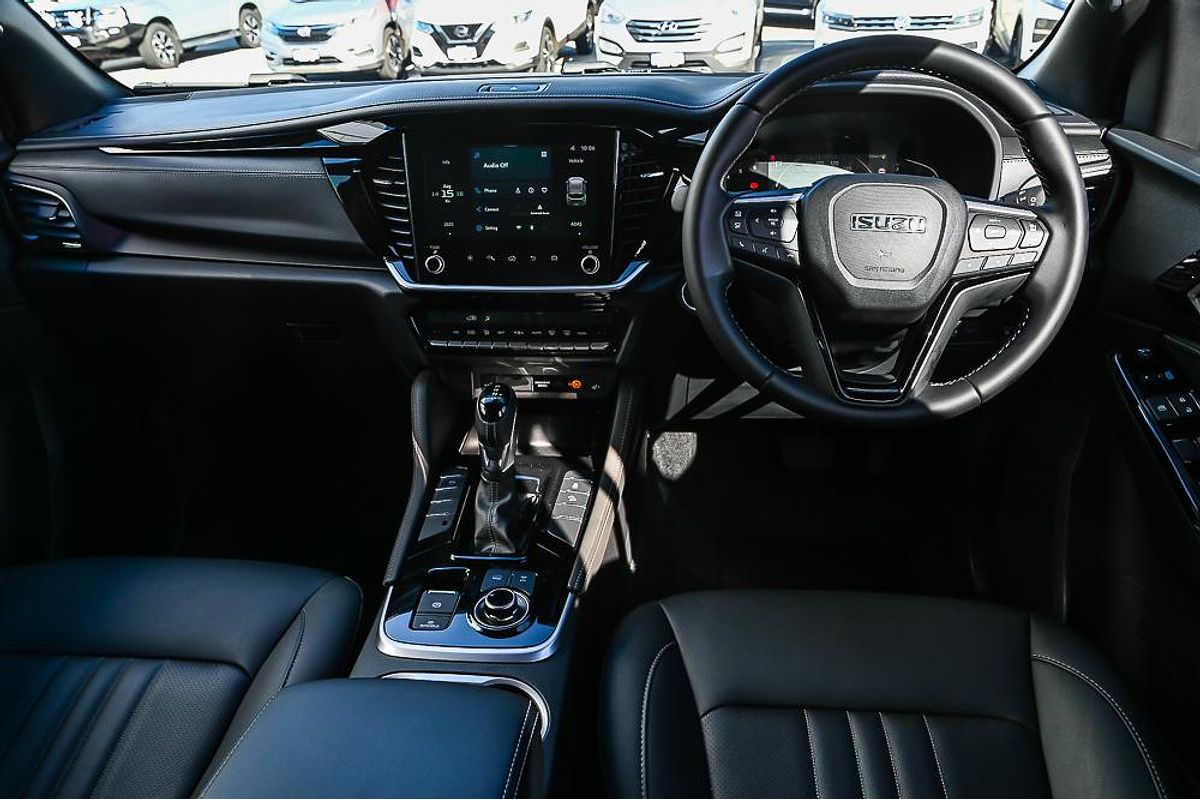 2025 Isuzu MU-X