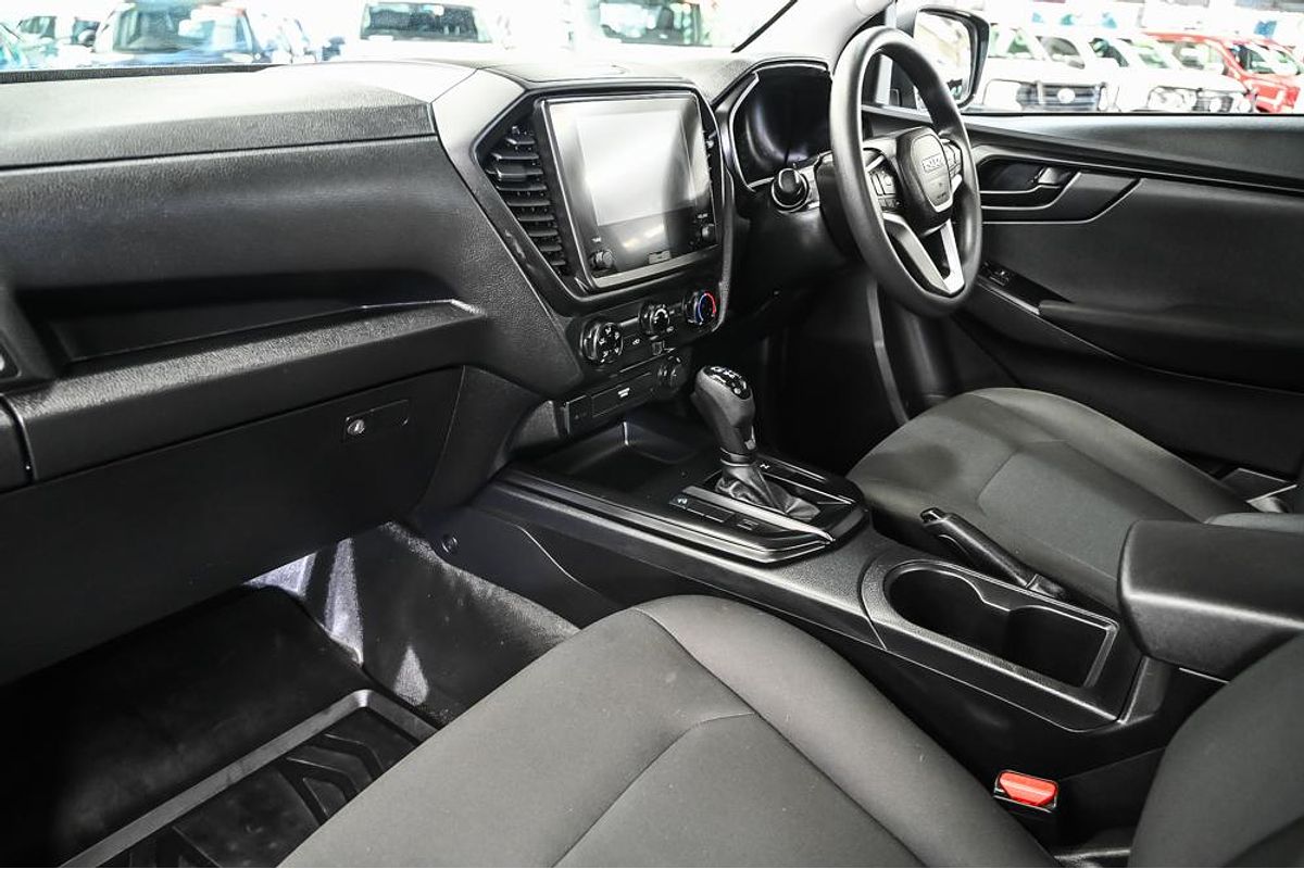 2024 Isuzu D-MAX SX 4X4