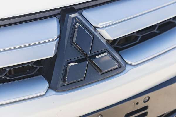 2019 Mitsubishi Triton GLS MR 4X4