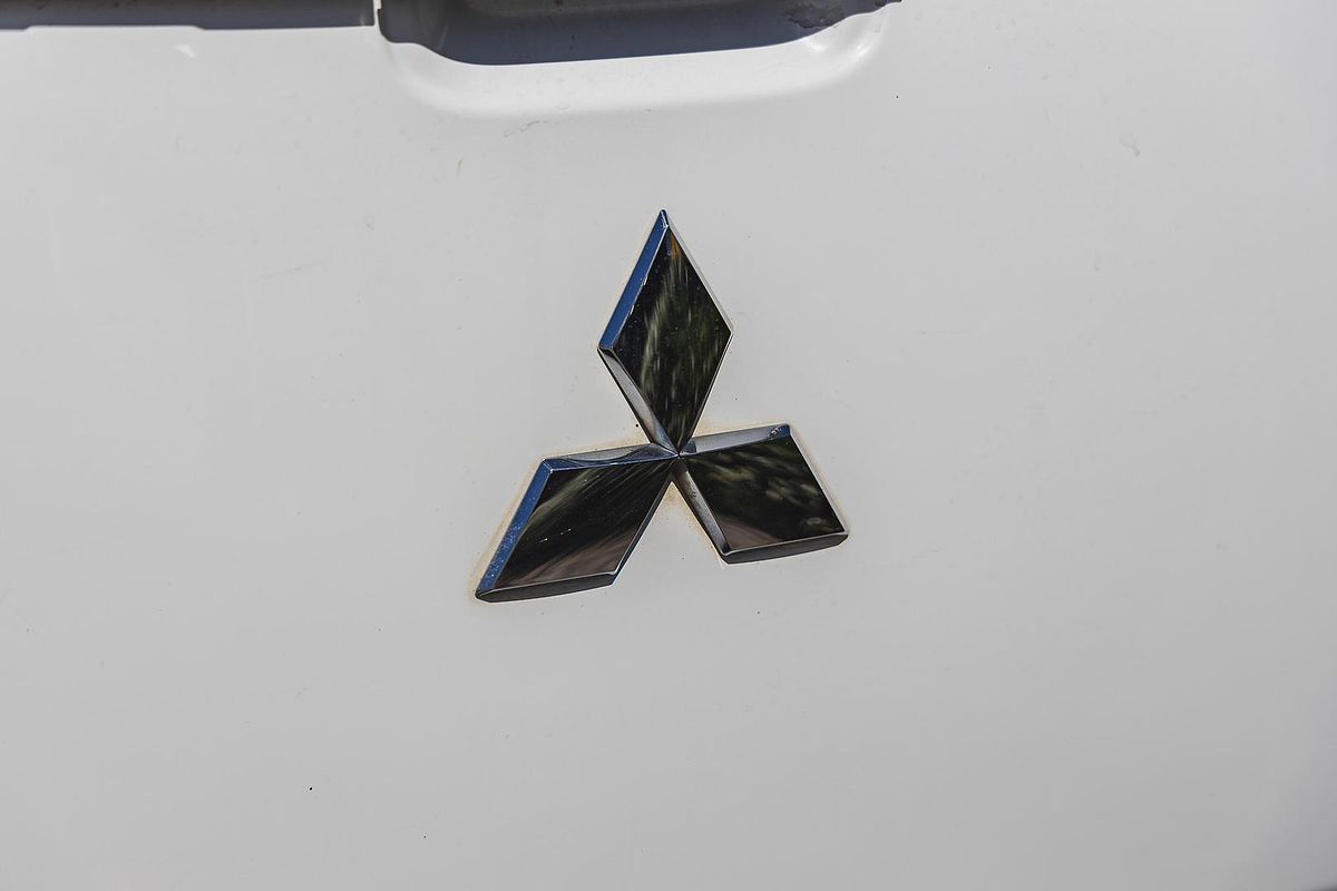2019 Mitsubishi Triton GLS MR 4X4