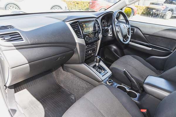 2019 Mitsubishi Triton GLS MR 4X4