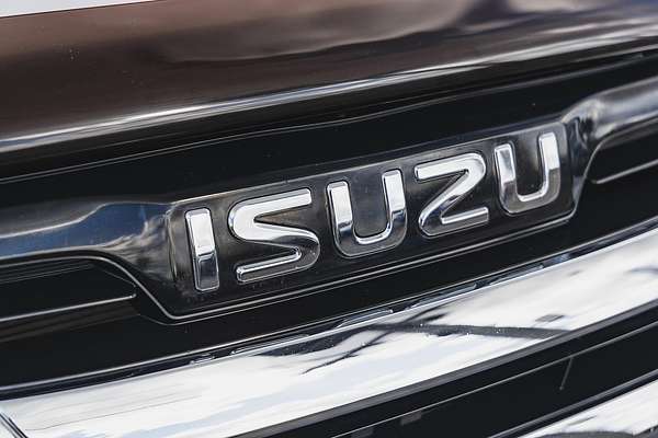 2021 Isuzu MU-X LS-U
