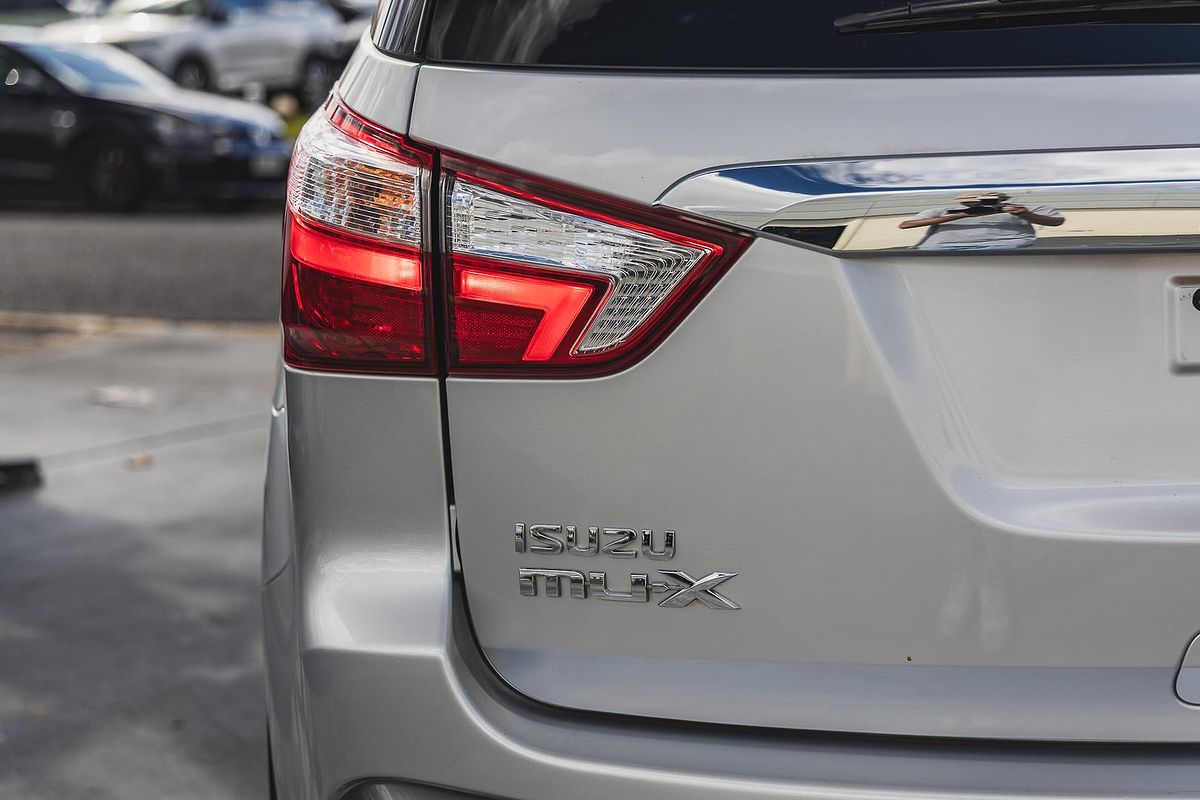 2021 Isuzu MU-X LS-U