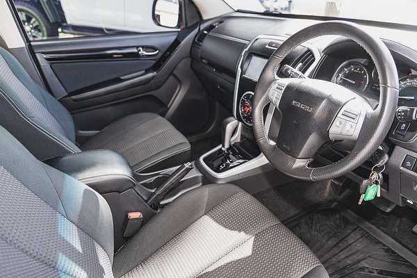 2021 Isuzu MU-X LS-U