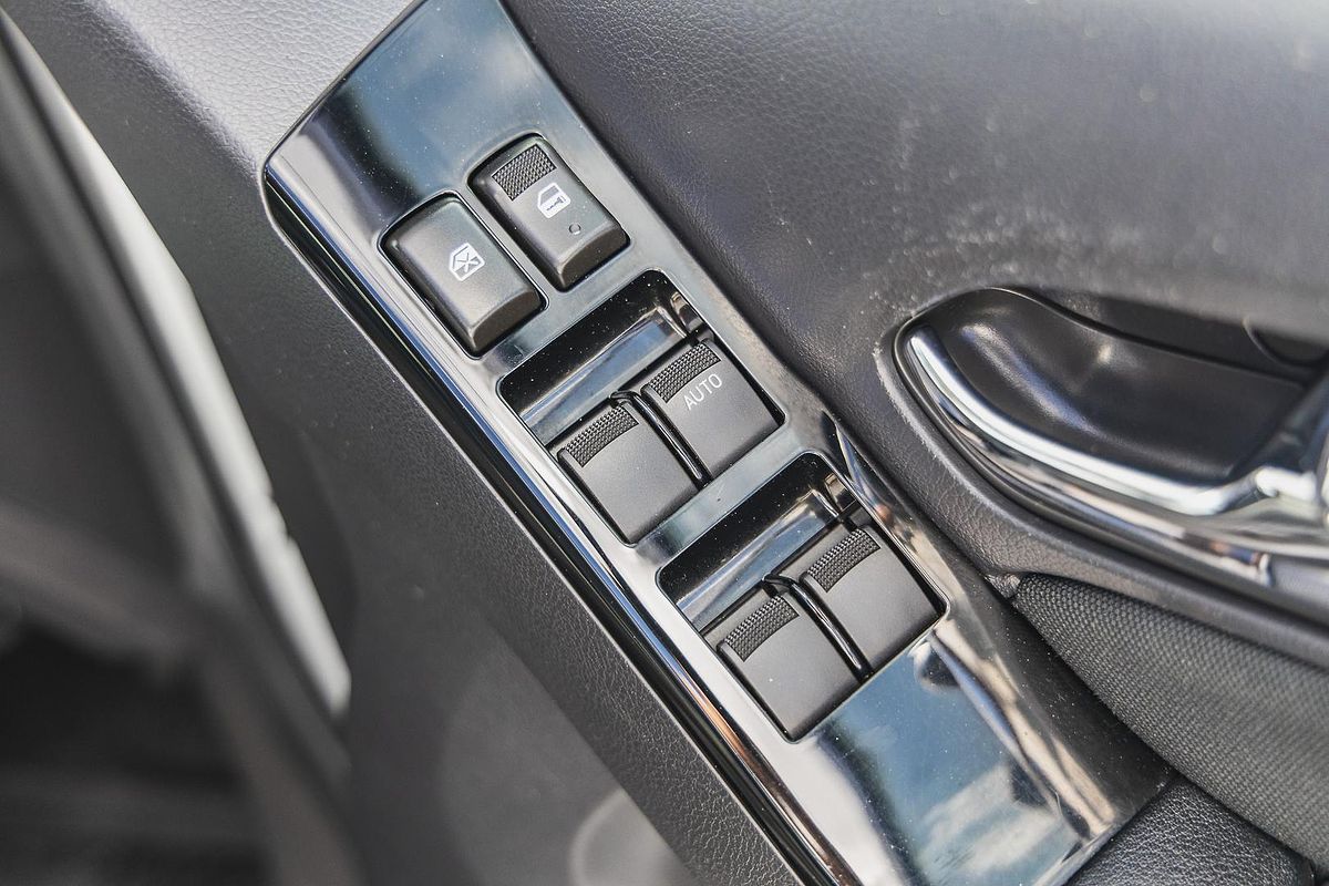 2021 Isuzu MU-X LS-U