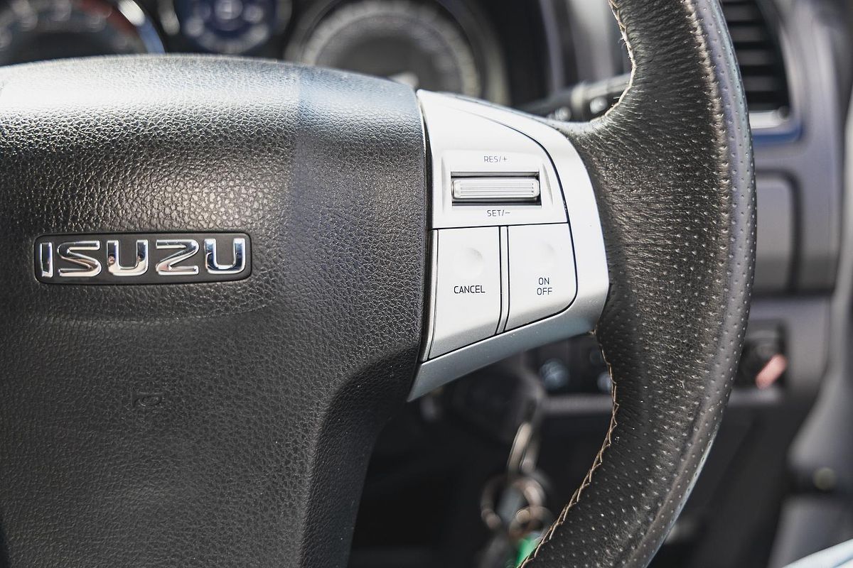 2021 Isuzu MU-X LS-U