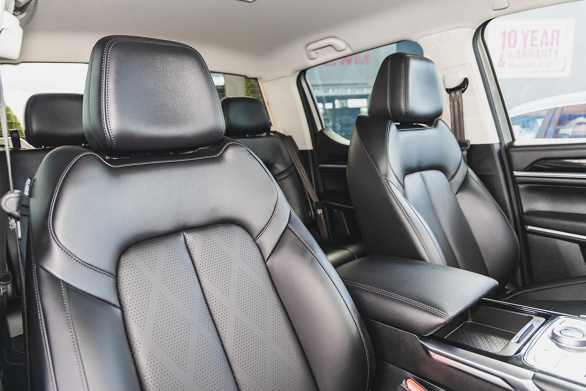 2025 GWM Cannon Alpha Lux PHEV P05 4X4
