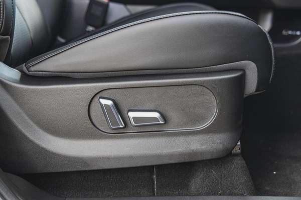 2025 GWM Cannon Alpha Lux PHEV P05 4X4