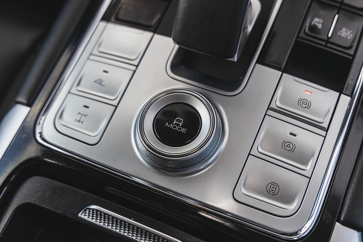 2025 GWM Cannon Alpha Lux PHEV P05 4X4