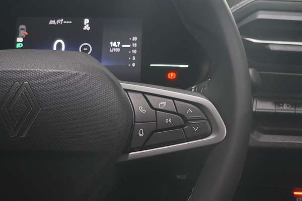 2025 Renault Duster Techno X1311