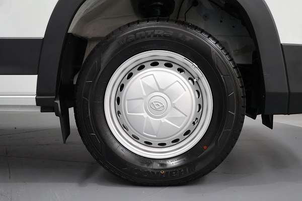 2025 LDV Deliver 9 LWB