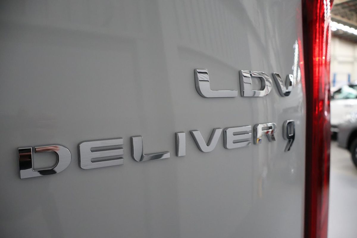 2025 LDV Deliver 9 LWB