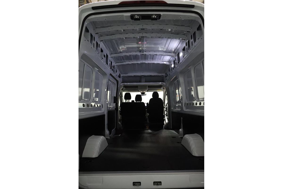 2025 LDV Deliver 9 LWB