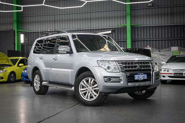 2016 Mitsubishi Pajero GLX NX