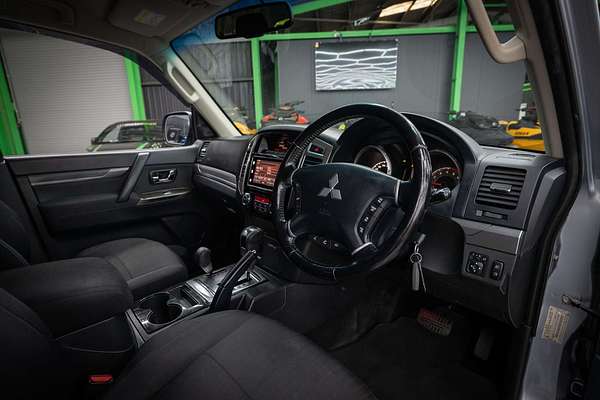 2016 Mitsubishi Pajero GLX NX