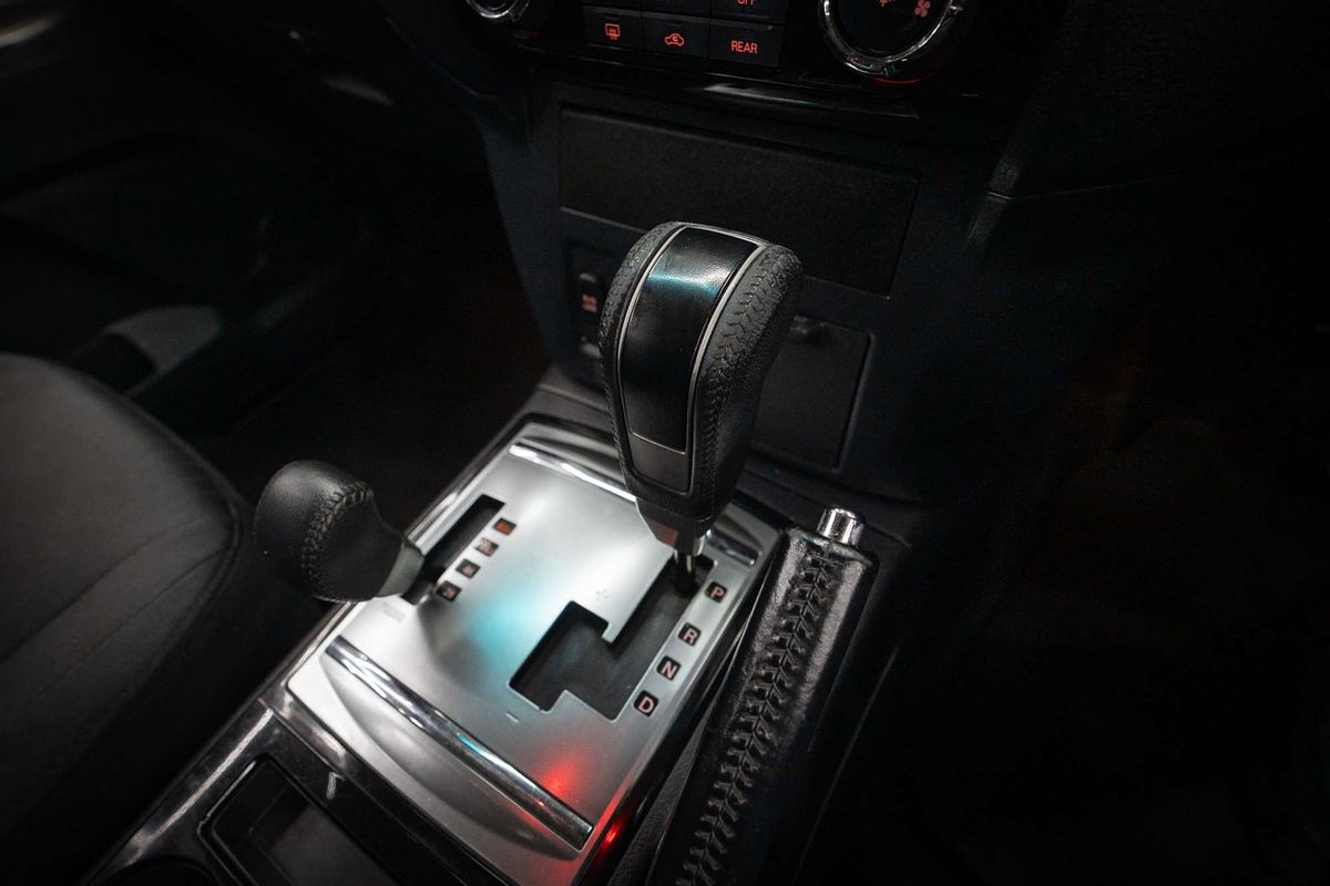 2016 Mitsubishi Pajero GLX NX