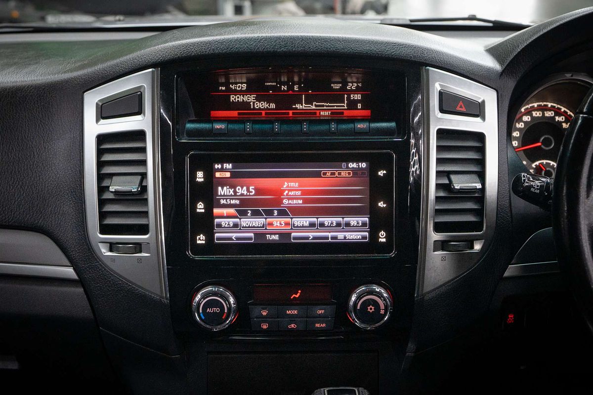 2016 Mitsubishi Pajero GLX NX