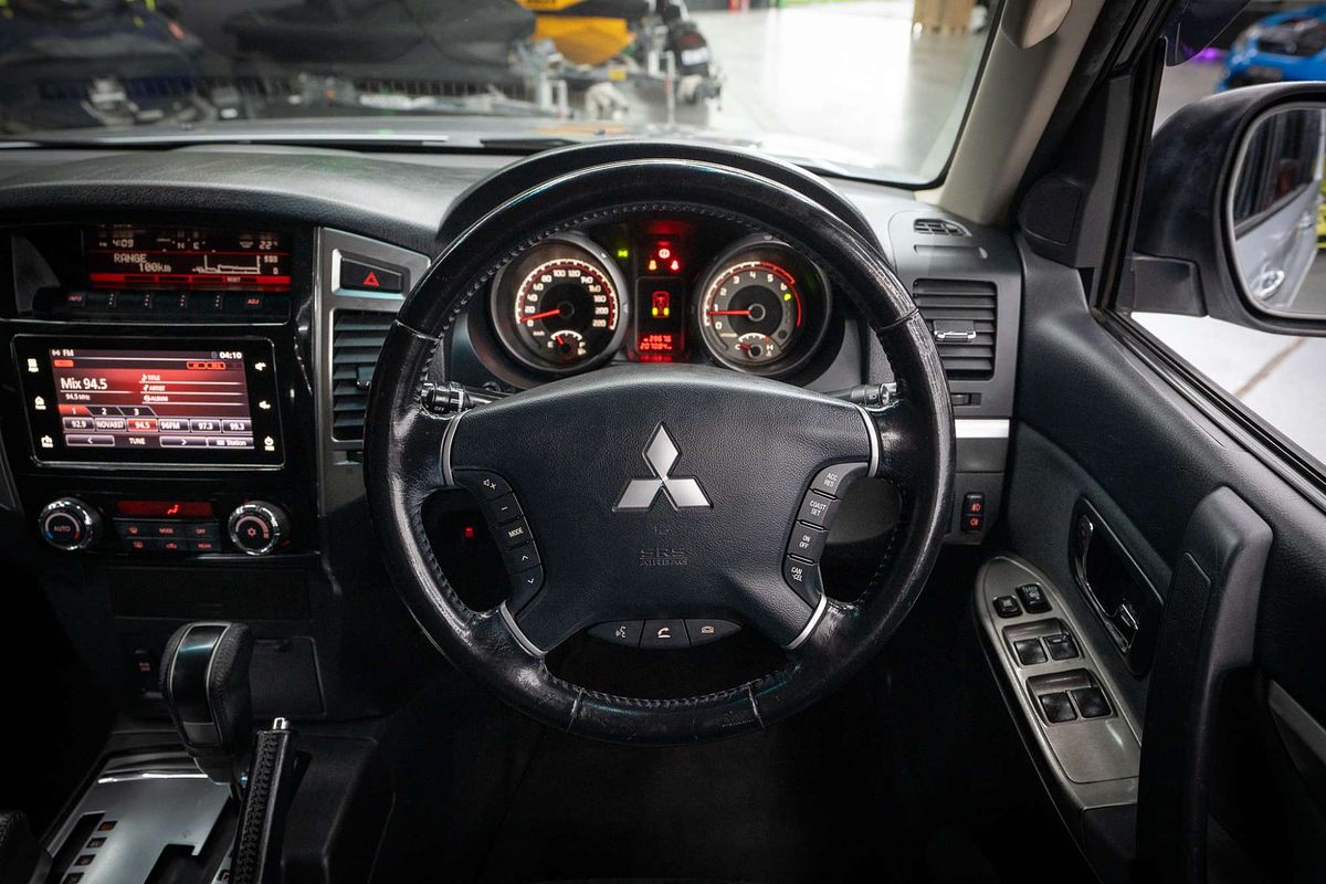 2016 Mitsubishi Pajero GLX NX