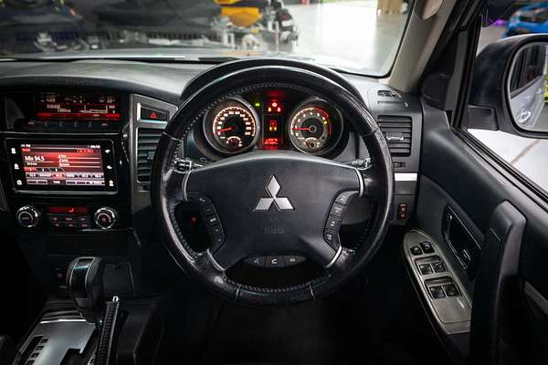 2016 Mitsubishi Pajero GLX NX
