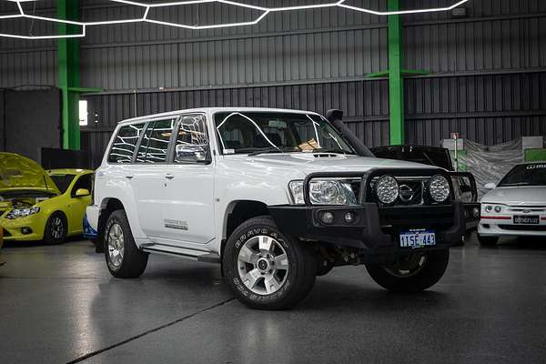 2011 Nissan Patrol ST GU 7