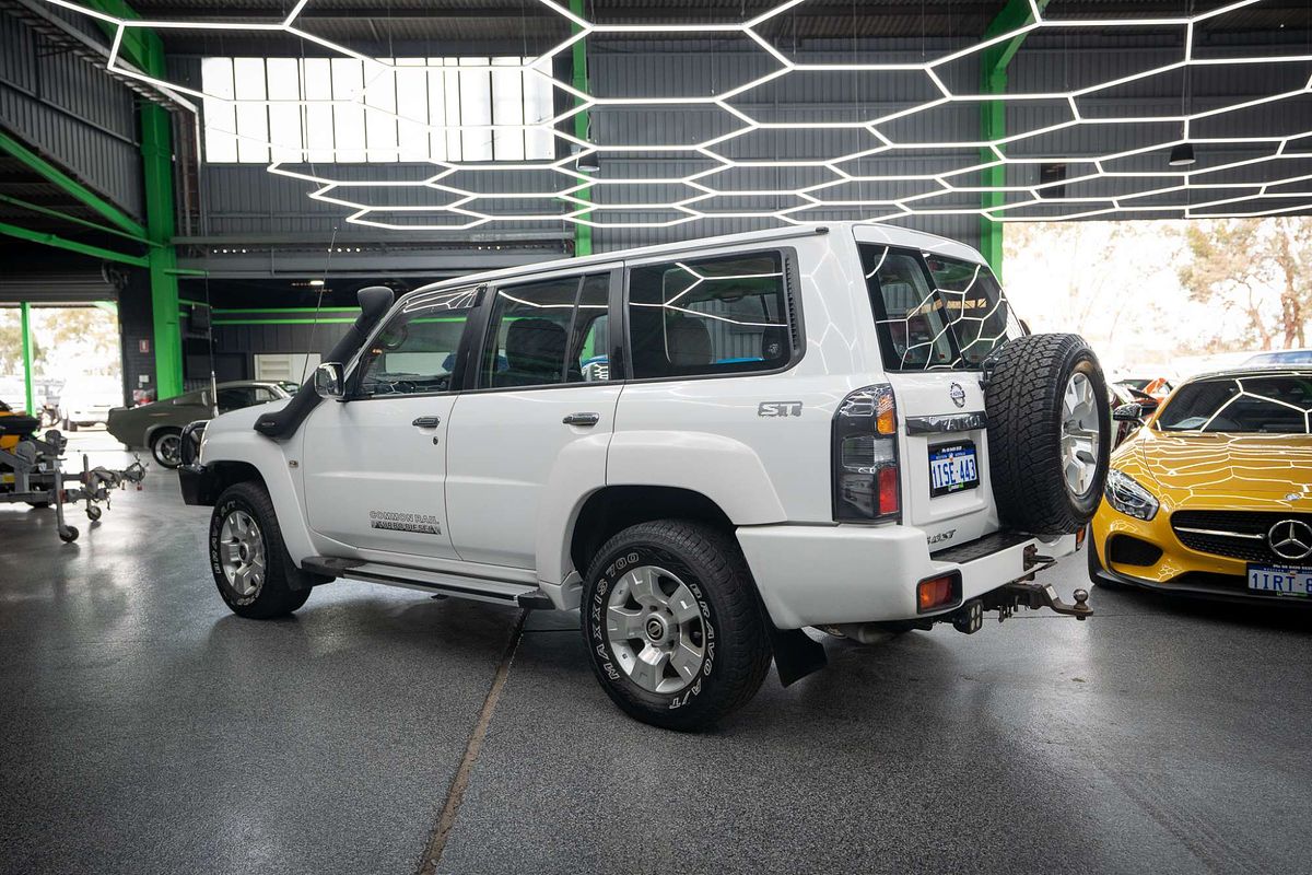 2011 Nissan Patrol ST GU 7