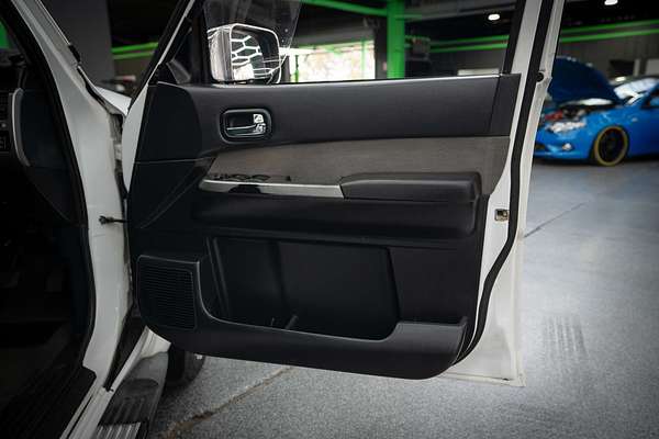 2011 Nissan Patrol ST GU 7