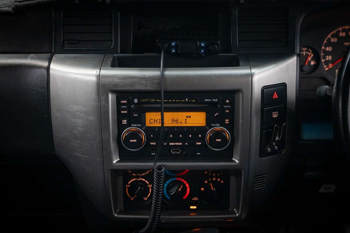 2011 Nissan Patrol ST GU 7