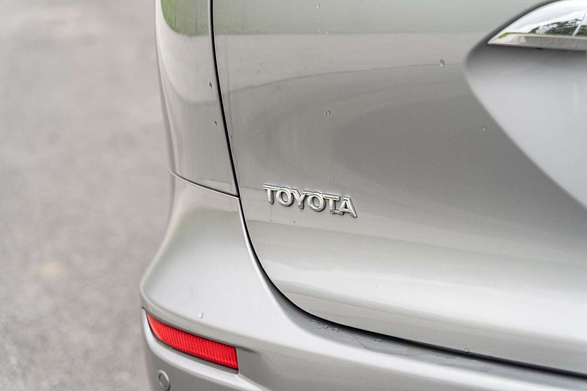 2015 Toyota Tarago GLX ACR50R