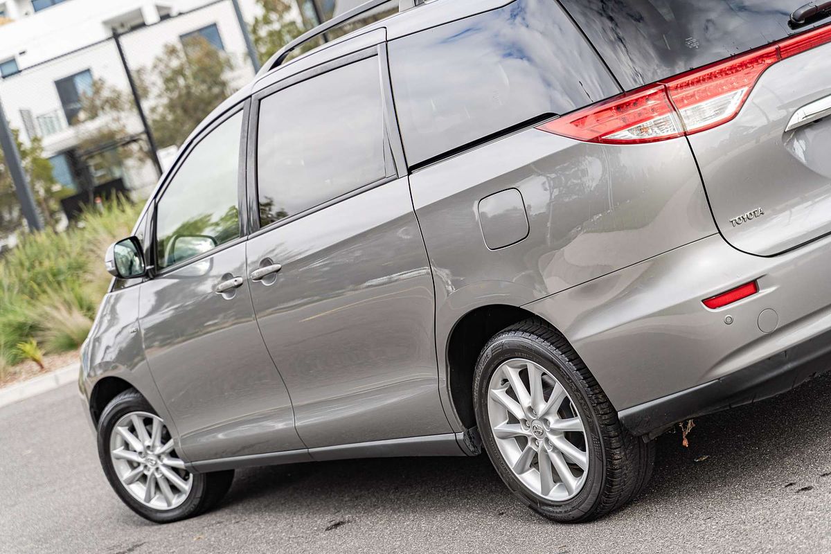 2015 Toyota Tarago GLX ACR50R
