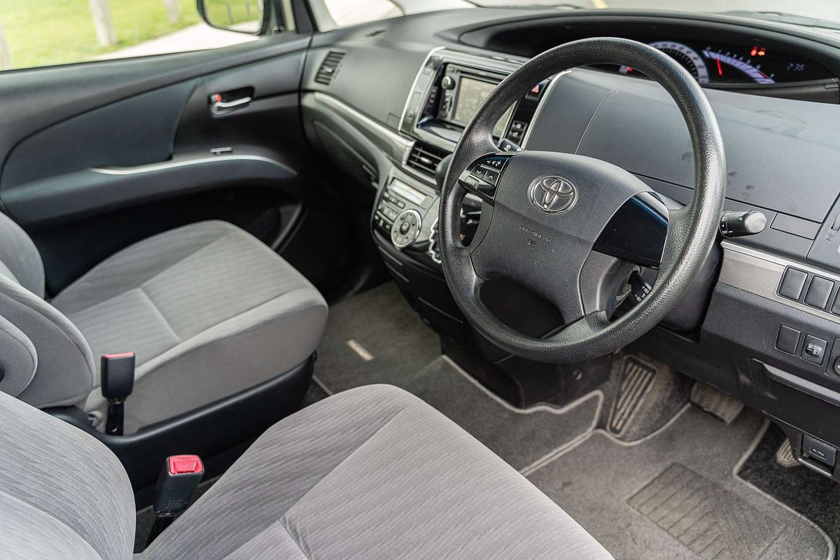 2015 Toyota Tarago GLX ACR50R