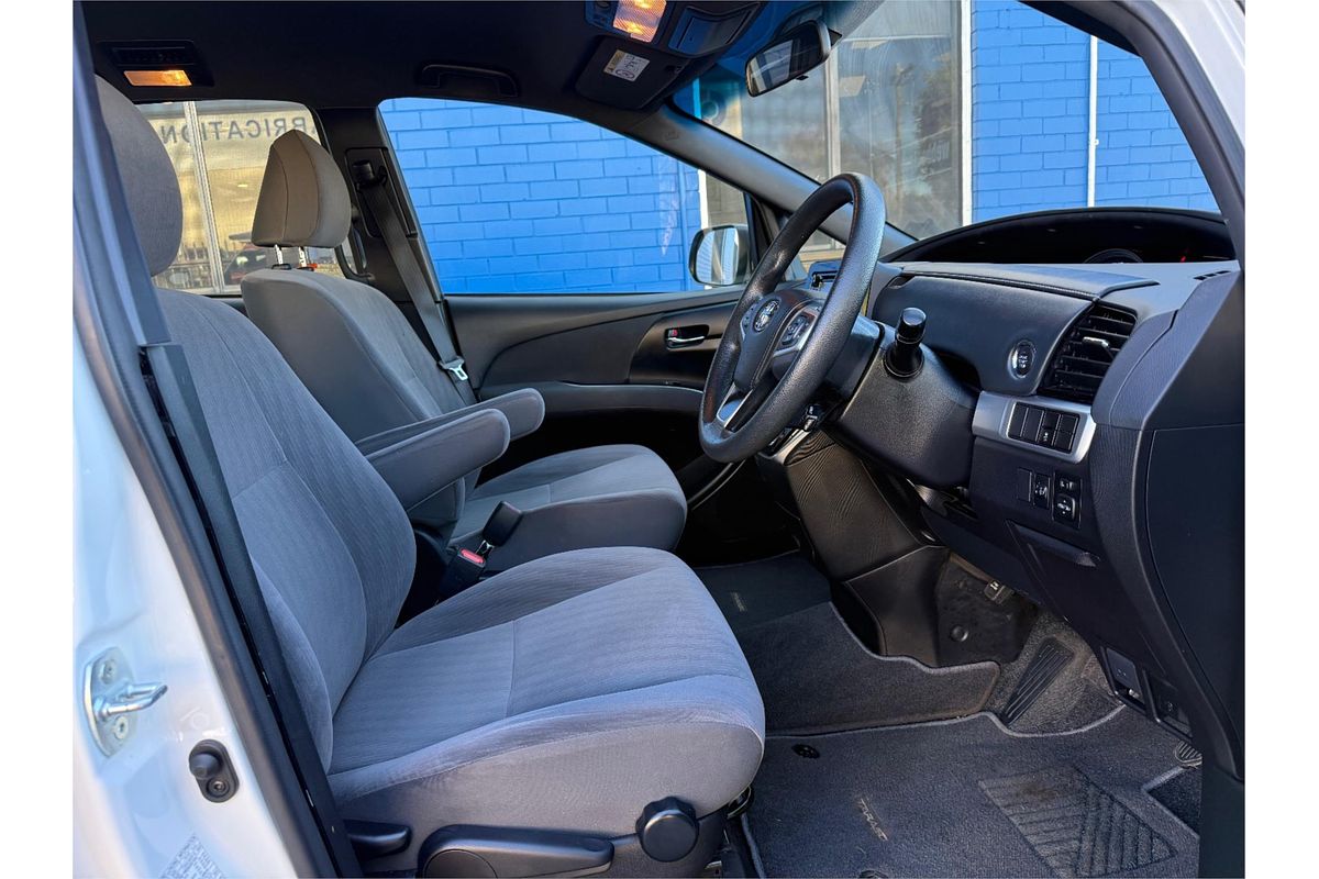 2019 Toyota Tarago GLi ACR50R