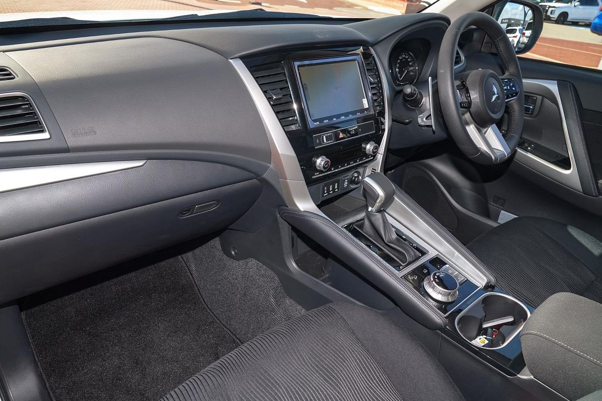 2024 Mitsubishi Pajero Sport GLS QG