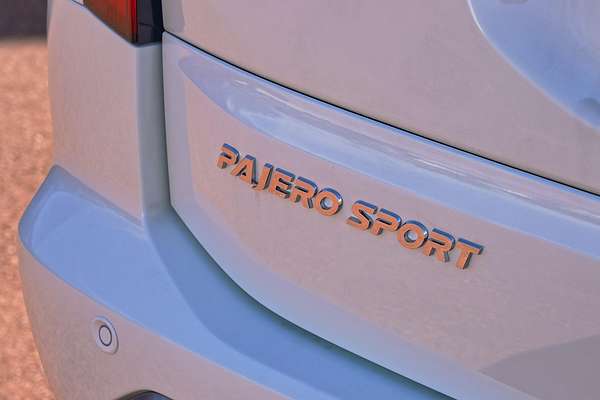 2024 Mitsubishi Pajero Sport GLS QG