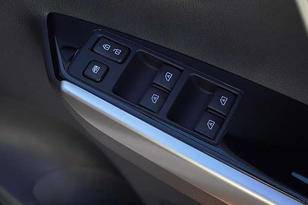 2024 Mitsubishi Pajero Sport GLS QG