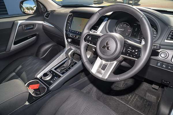 2025 Mitsubishi Pajero Sport GLS QG