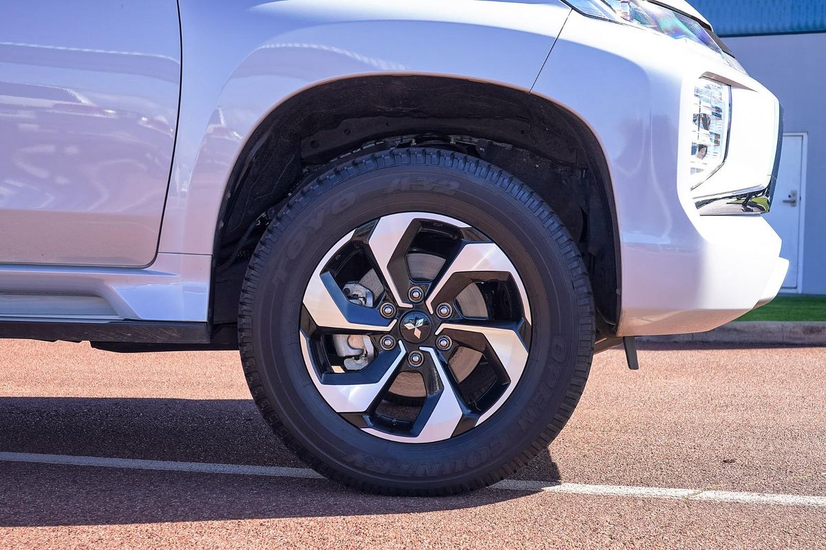 2025 Mitsubishi Pajero Sport GLS QG