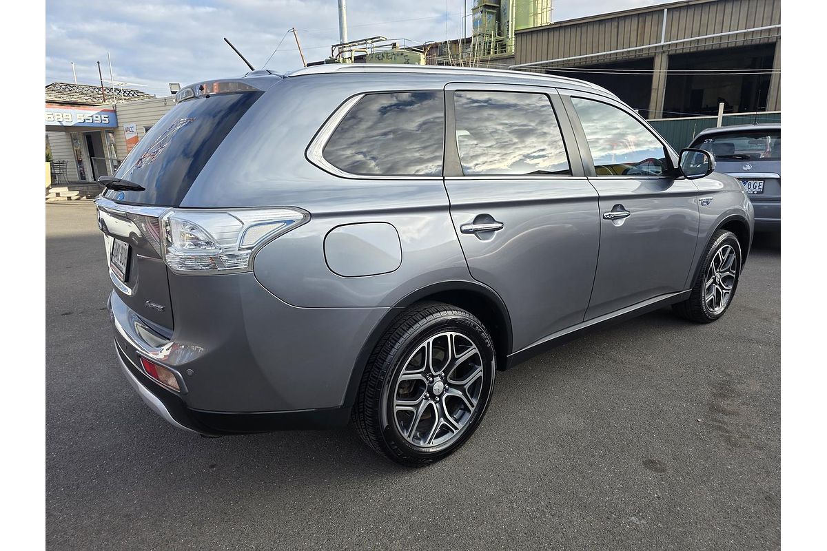2014 Mitsubishi Outlander PHEV Aspire ZJ