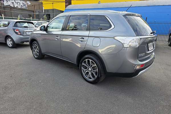 2014 Mitsubishi Outlander PHEV Aspire ZJ