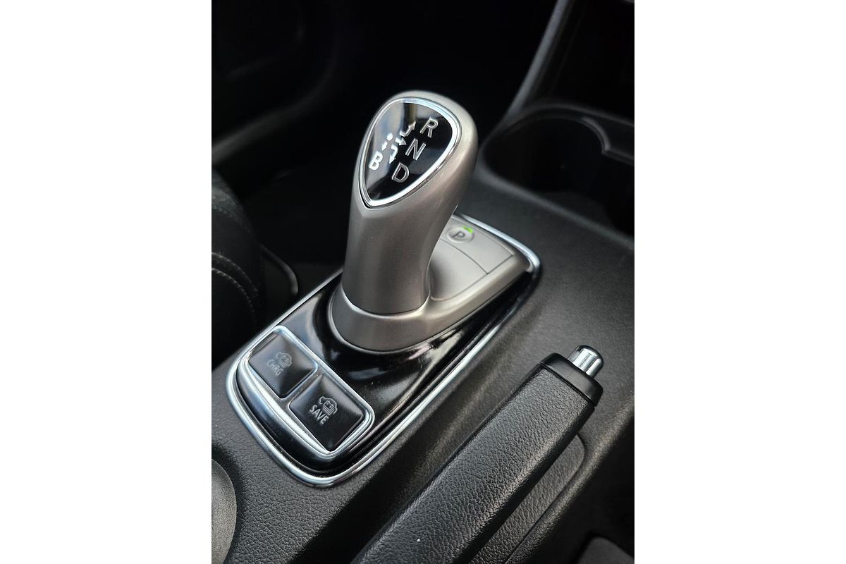 2014 Mitsubishi Outlander PHEV Aspire ZJ