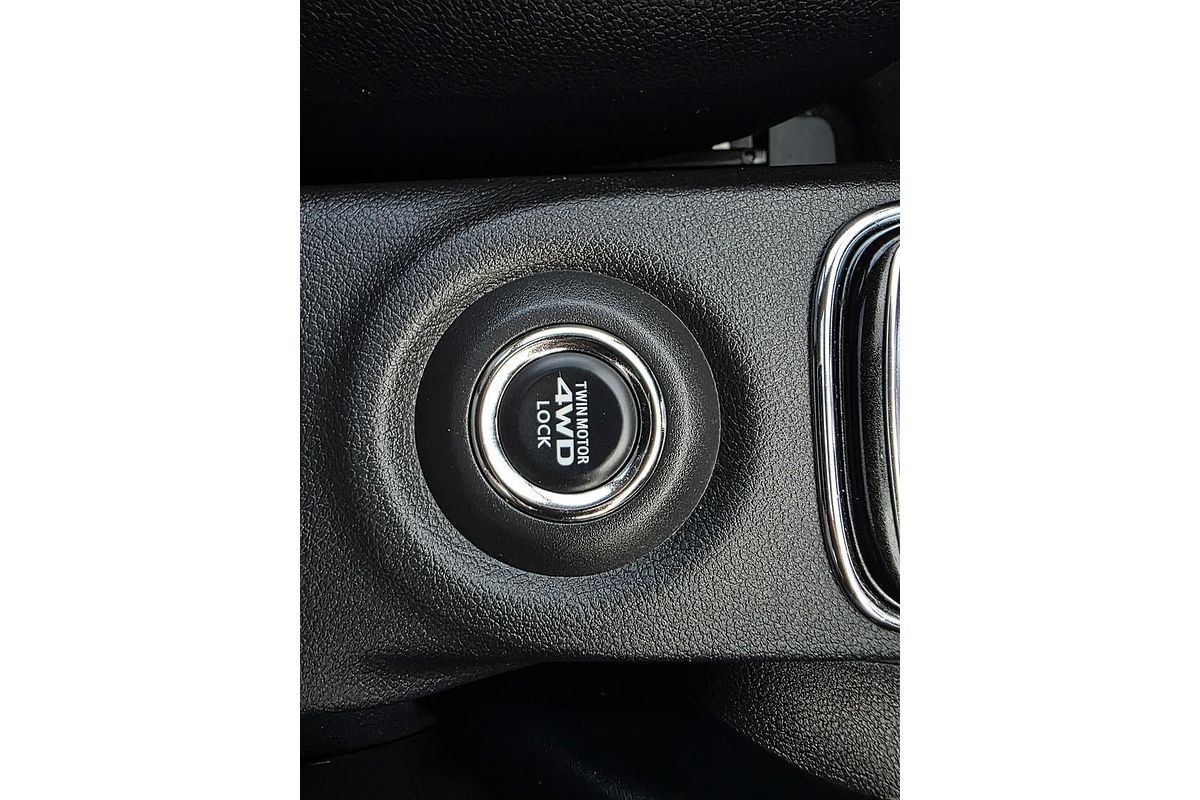 2014 Mitsubishi Outlander PHEV Aspire ZJ