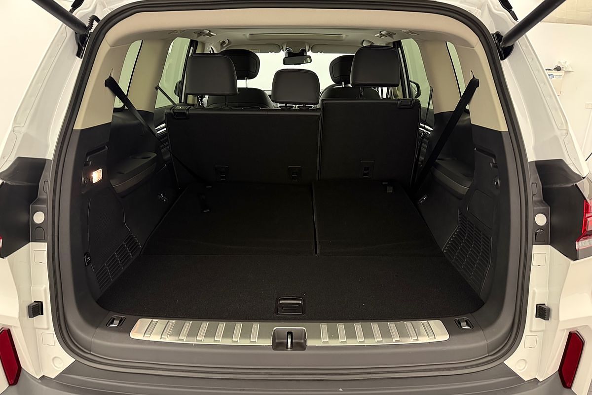 2025 LDV D90 Executive SV9A
