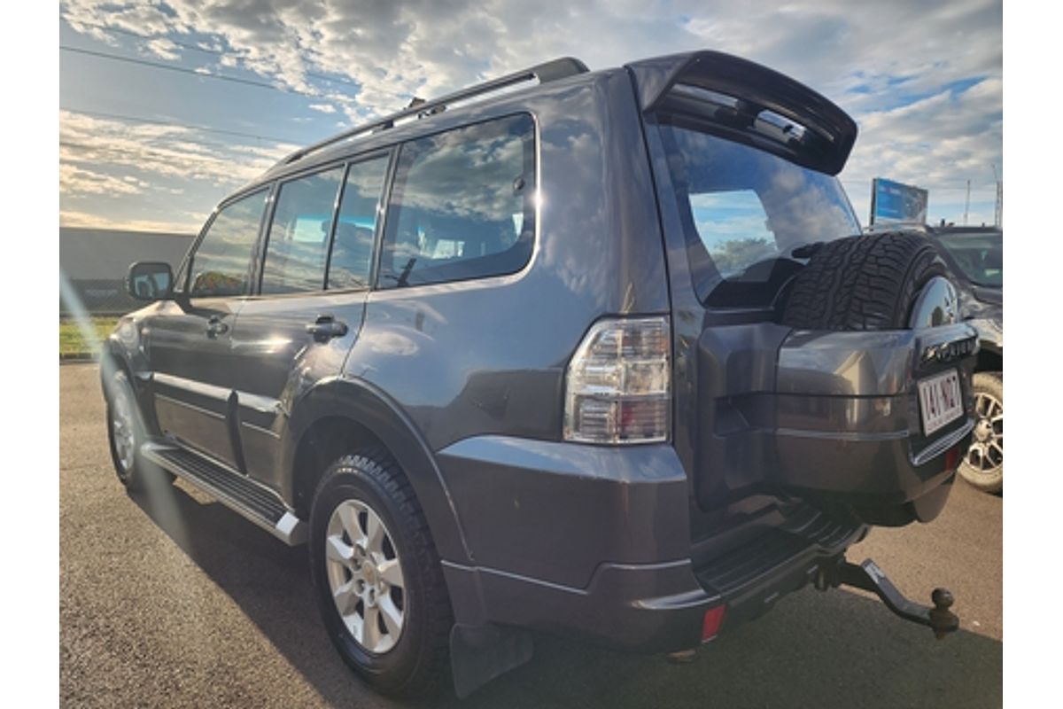 2013 Mitsubishi Pajero GLX-R NW