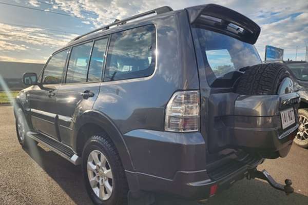 2013 Mitsubishi Pajero GLX-R NW