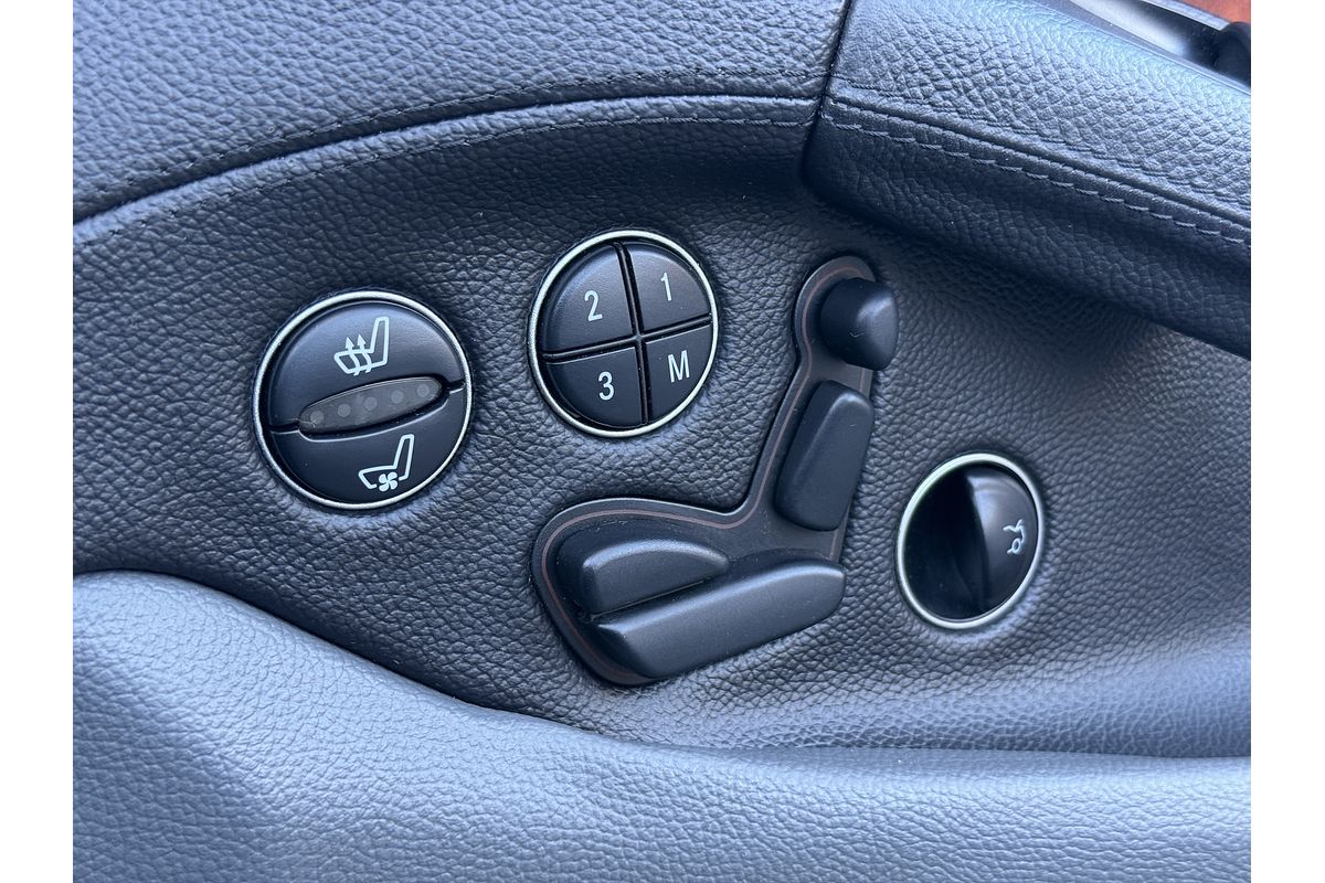2003 Mercedes-Benz SL-Class SL500 R230